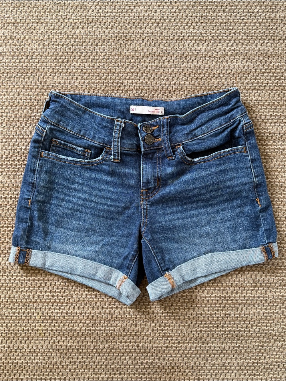 SO Favorite Midi Denim Shorts Juniors 3 Low Rise Cuffed 5 Pocket Blue Distressed